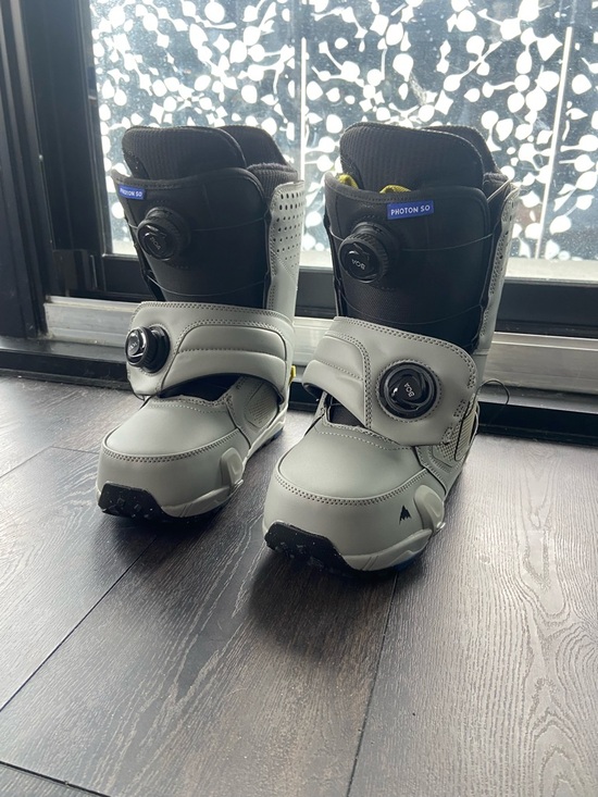 Burton Other - Burton Kids Snowboard Boots Photon 50 in Gray and Black
